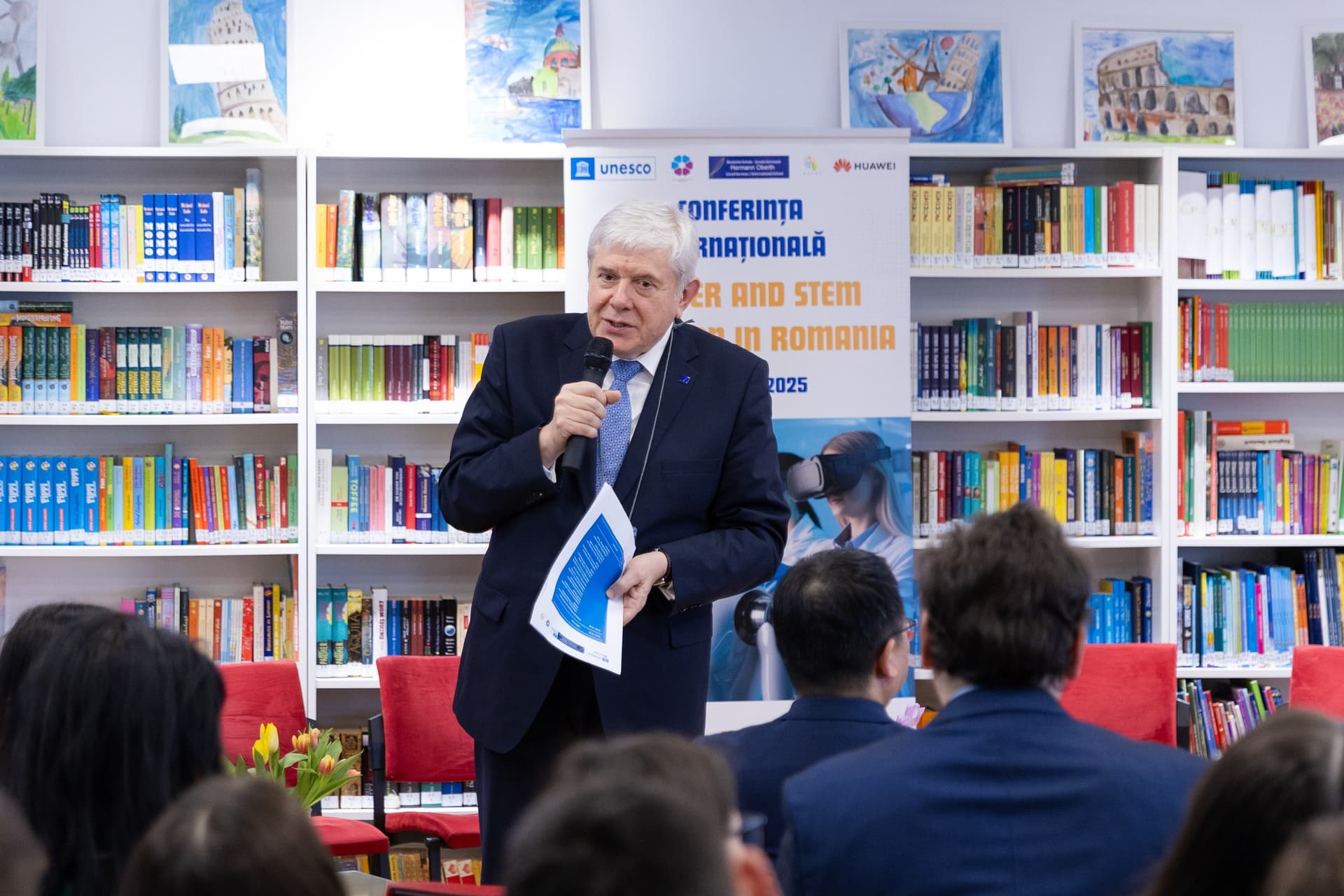 Participanți la conferința Gender and STEM Education